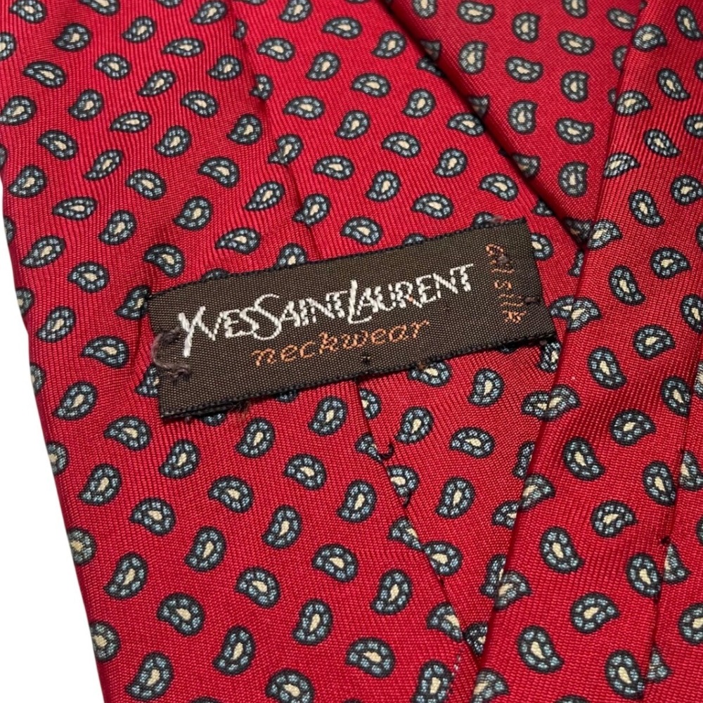 Vintage Yves Saint Laurent Designer Silk Tie Mens‎ Red Paisley Silk Made in USA